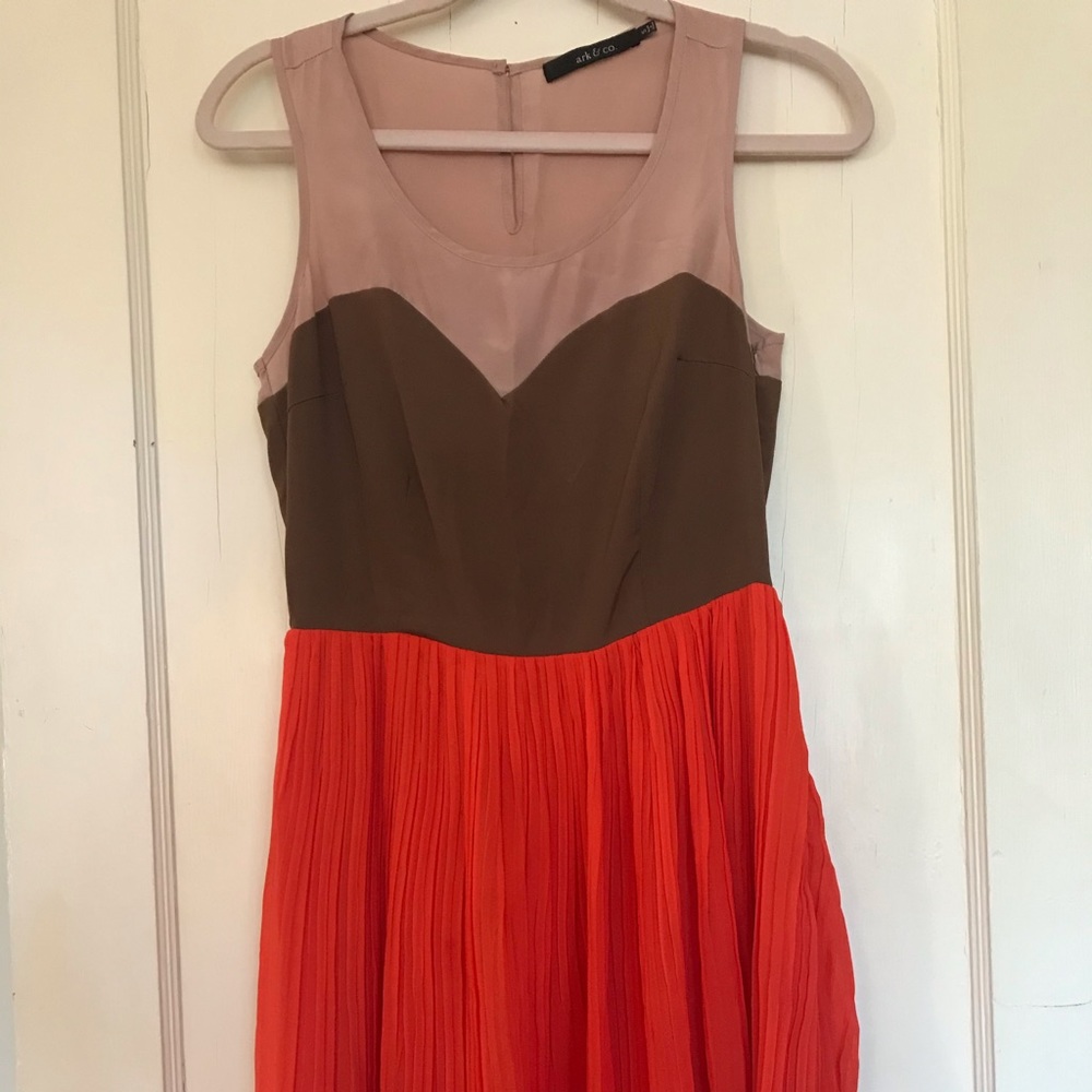 Ark & Co sz S orange nude tan dress flowy